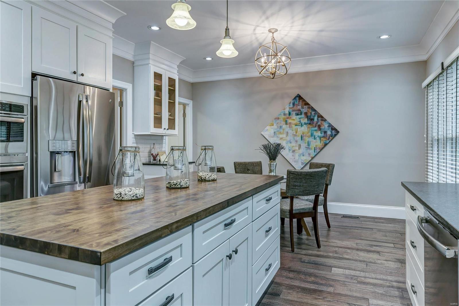 Townes/Thousand Oaks - Residential