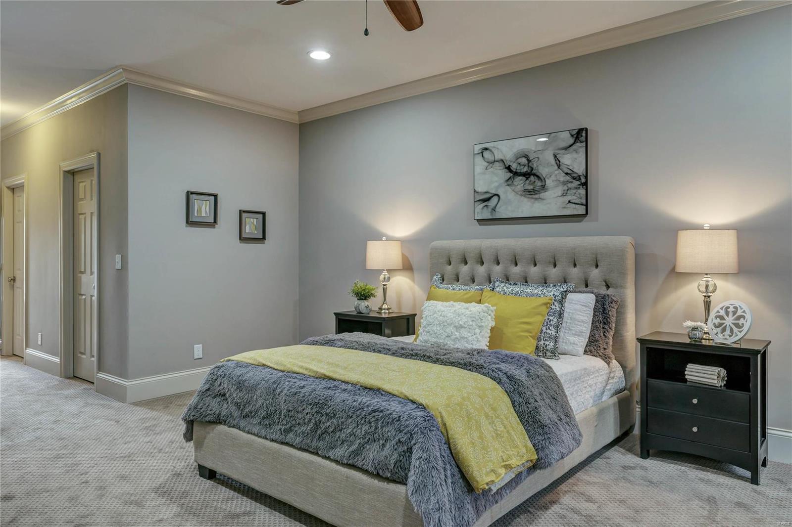 Townes/Thousand Oaks - Residential