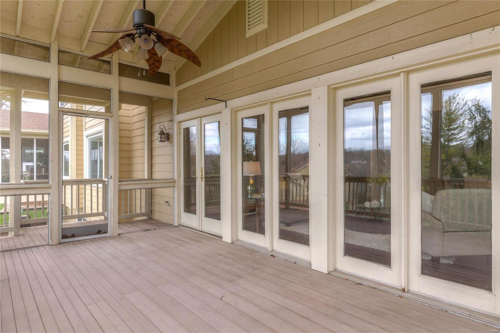 Townes/Thousand Oaks - Residential