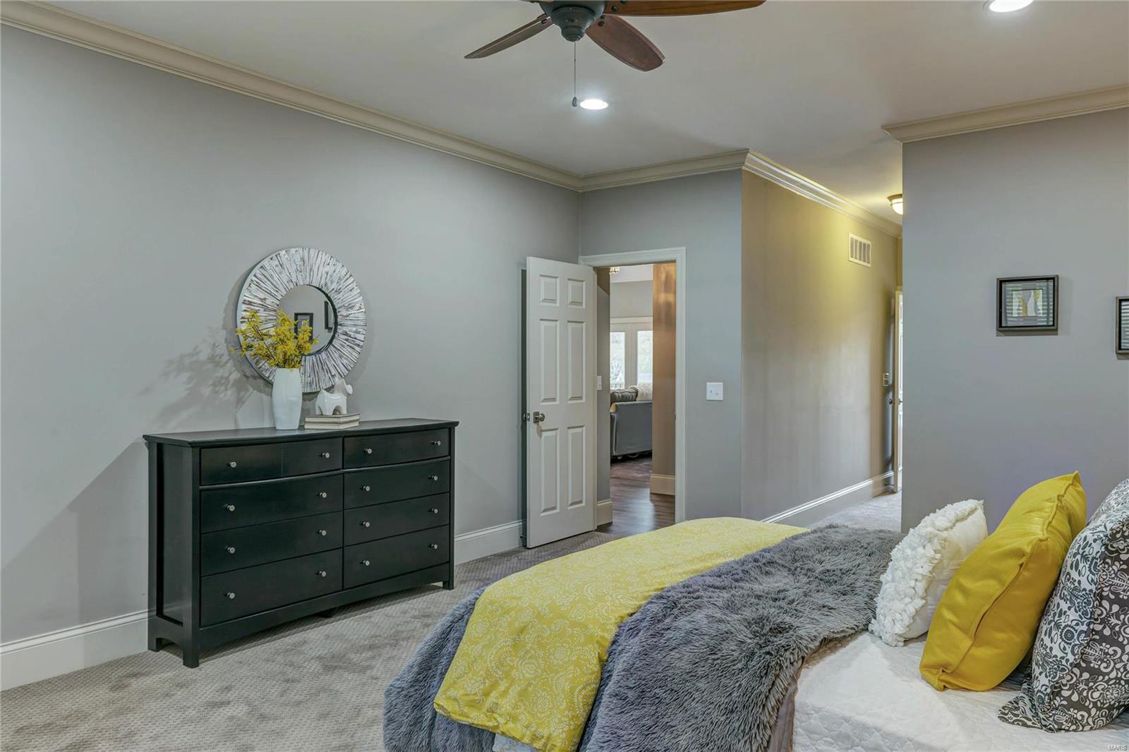 Townes/Thousand Oaks - Residential