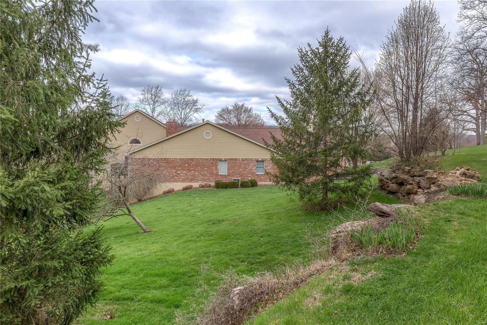 Townes/Thousand Oaks - Residential