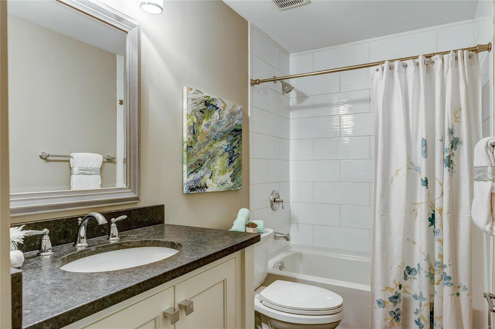 Townes/Thousand Oaks - Residential