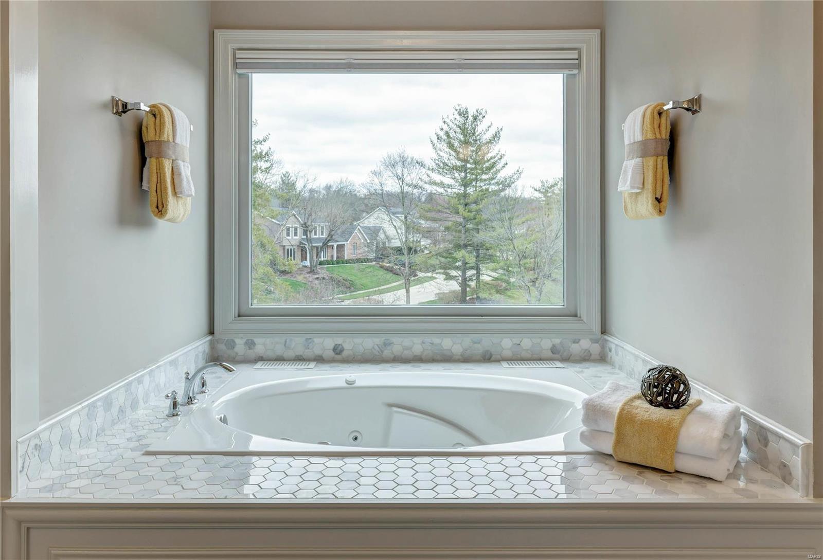 Townes/Thousand Oaks - Residential