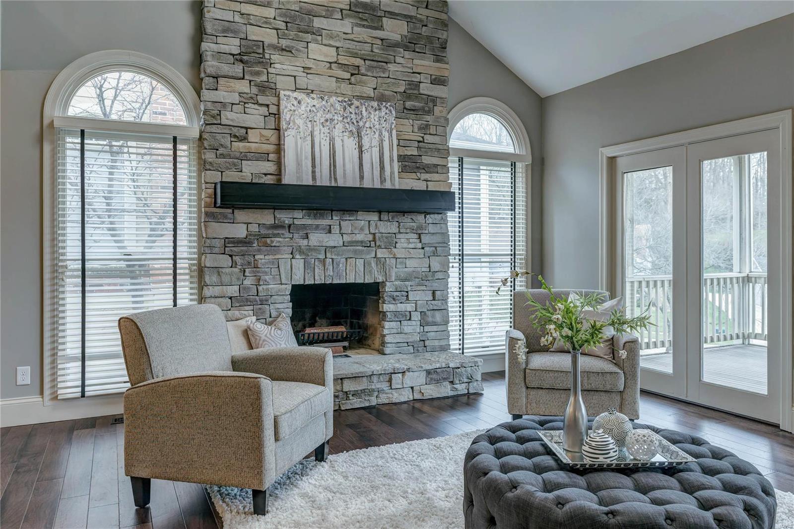 Townes/Thousand Oaks - Residential