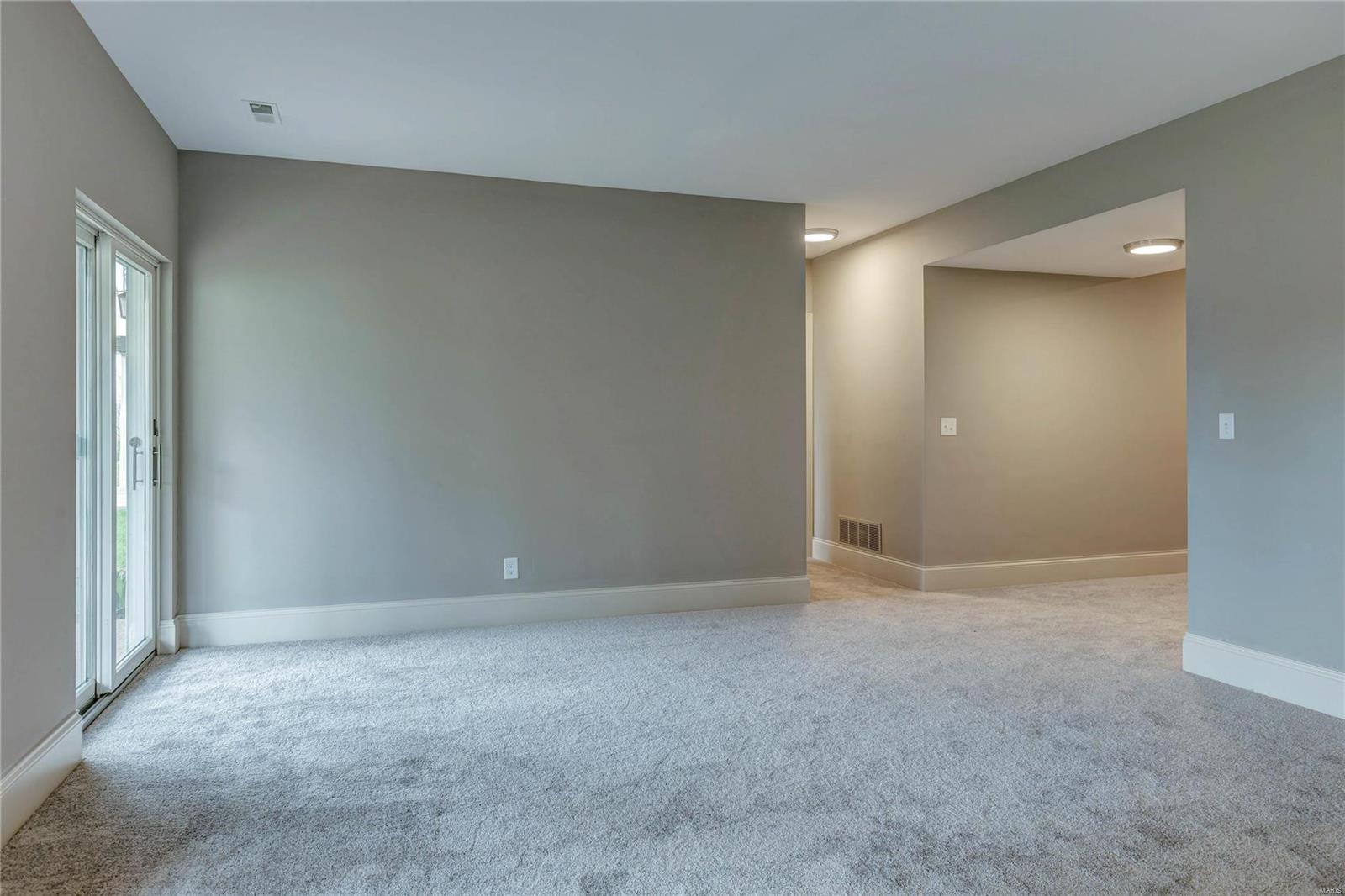 Townes/Thousand Oaks - Residential