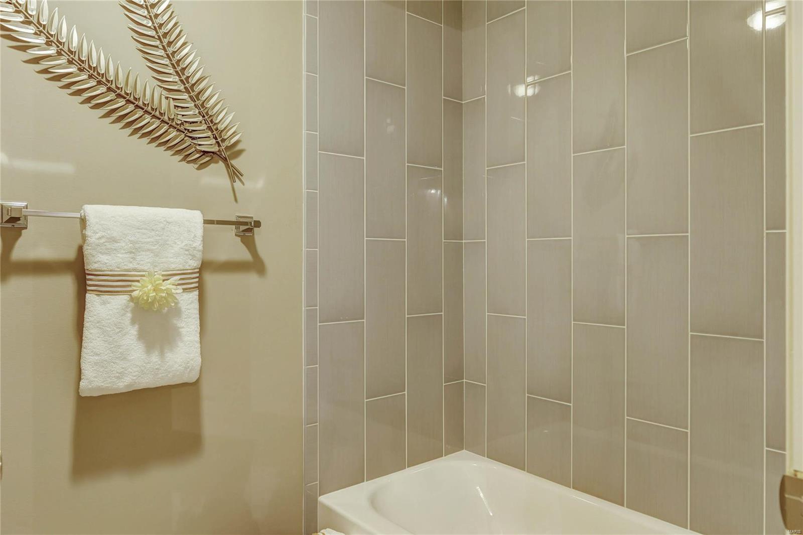 Townes/Thousand Oaks - Residential