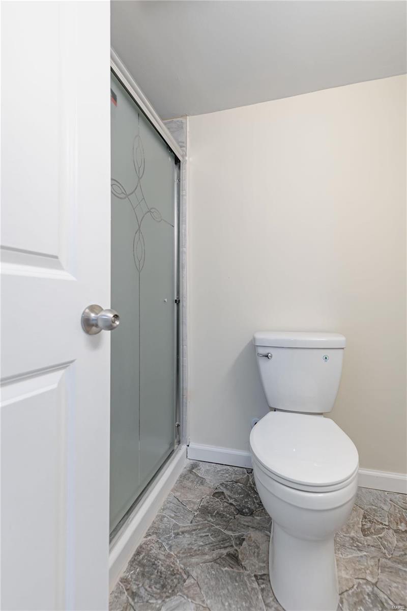 Maryland Heights, Missouri 63043, United States, 3 Bedrooms Bedrooms, ,2 BathroomsBathrooms,Residential,Pending,28079