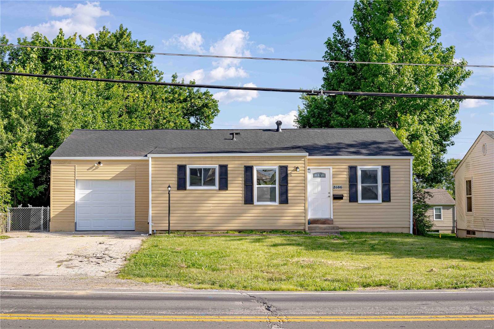 Maryland Heights, Missouri 63043, United States, 3 Bedrooms Bedrooms, ,2 BathroomsBathrooms,Residential,Pending,28079