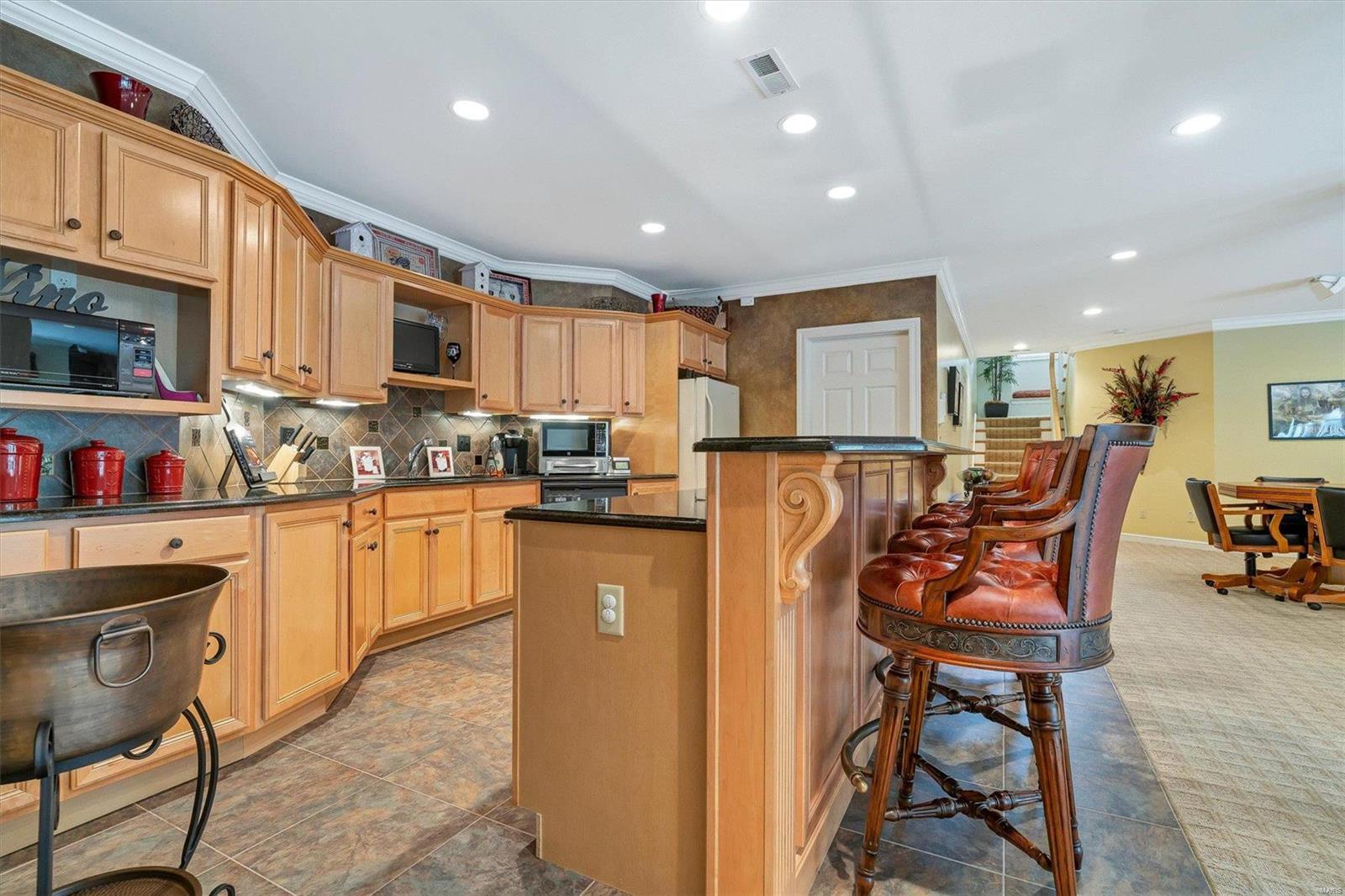 Town & Country Manor - Residential