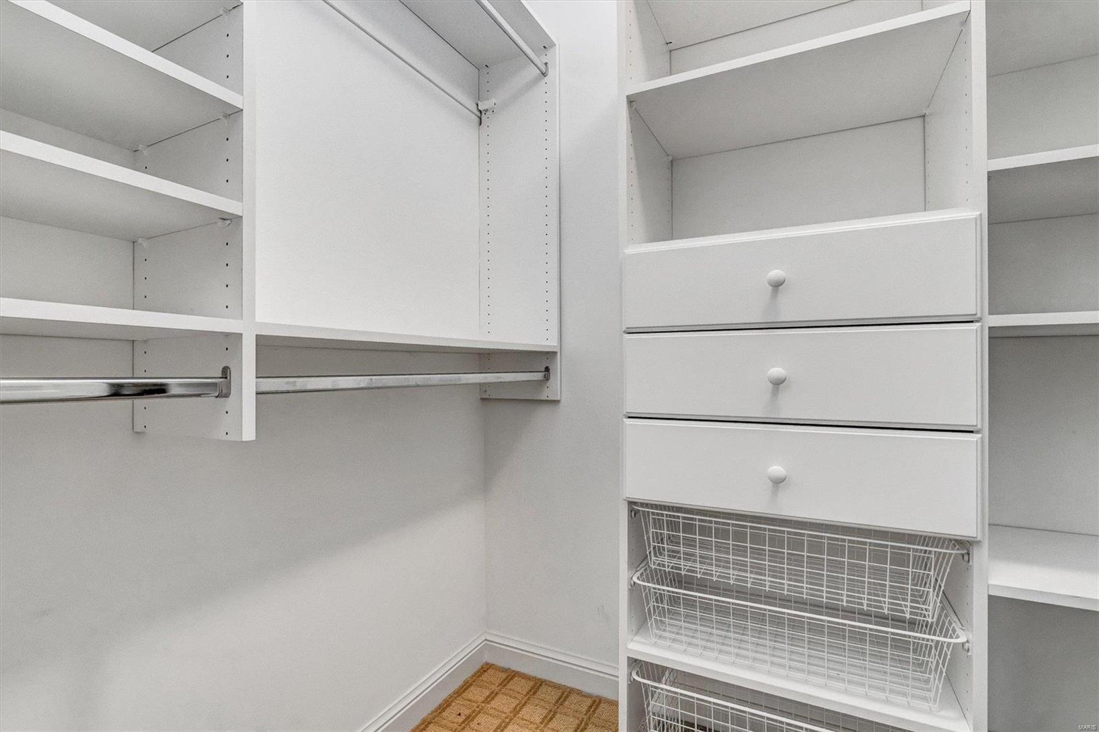 Town & Country Manor - Residential