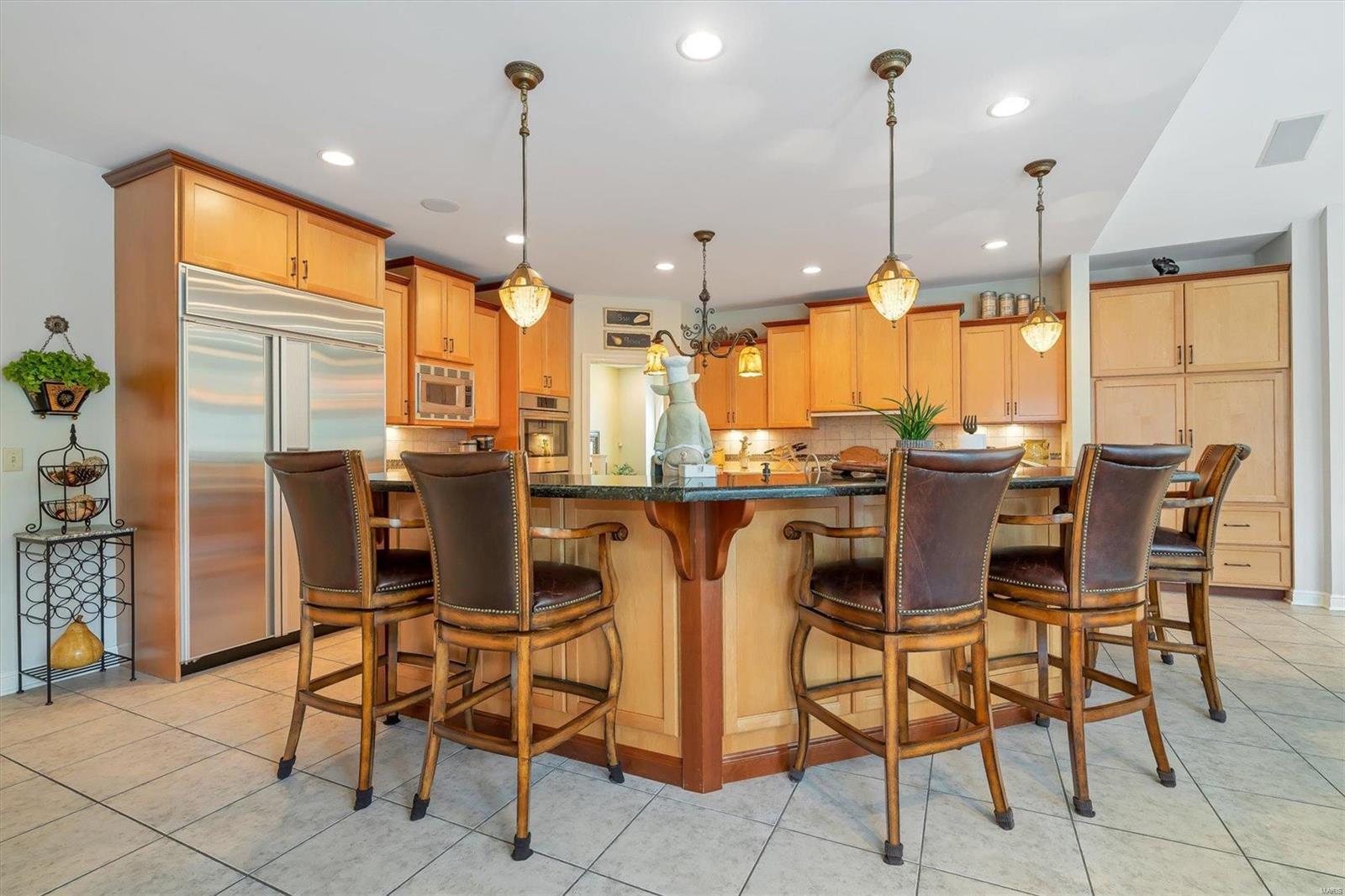 Town & Country Manor - Residential