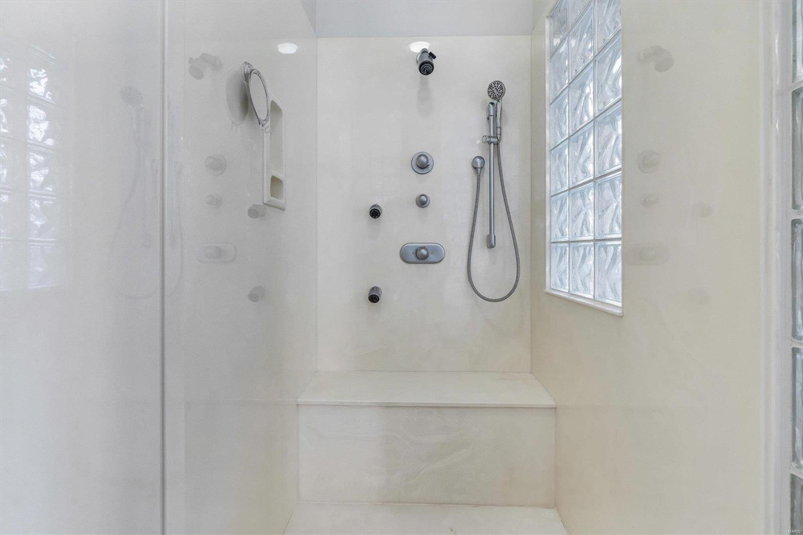 Town & Country Manor - Residential