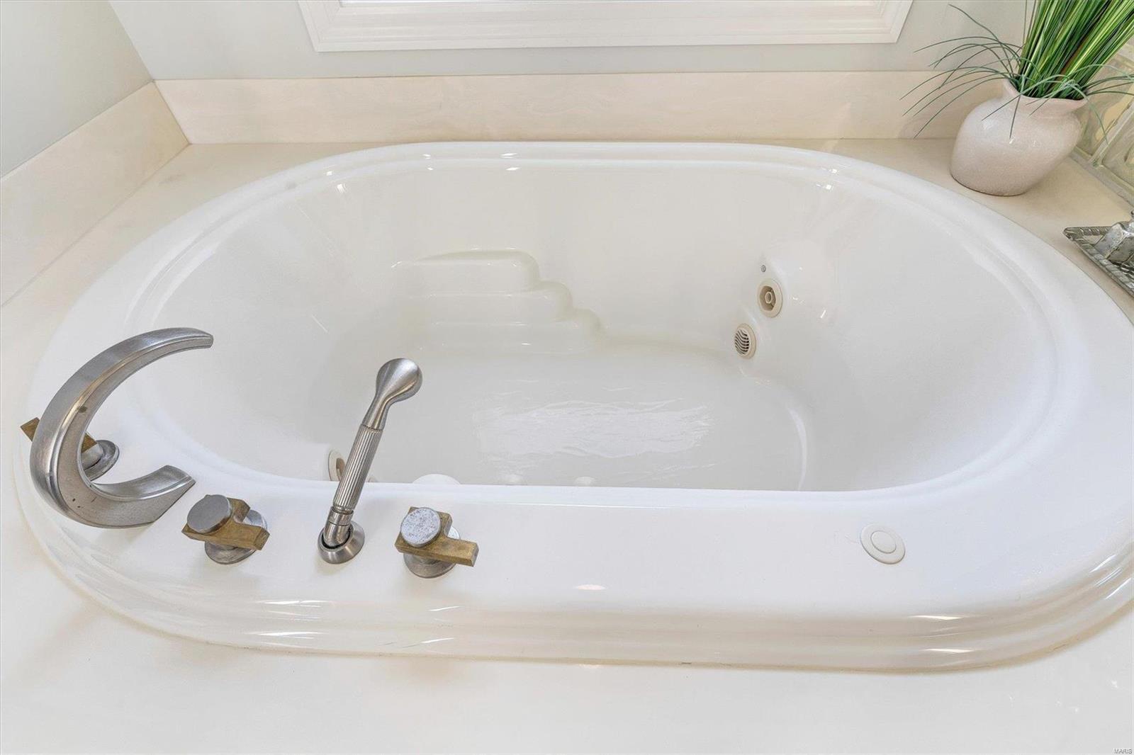 Town & Country Manor - Residential