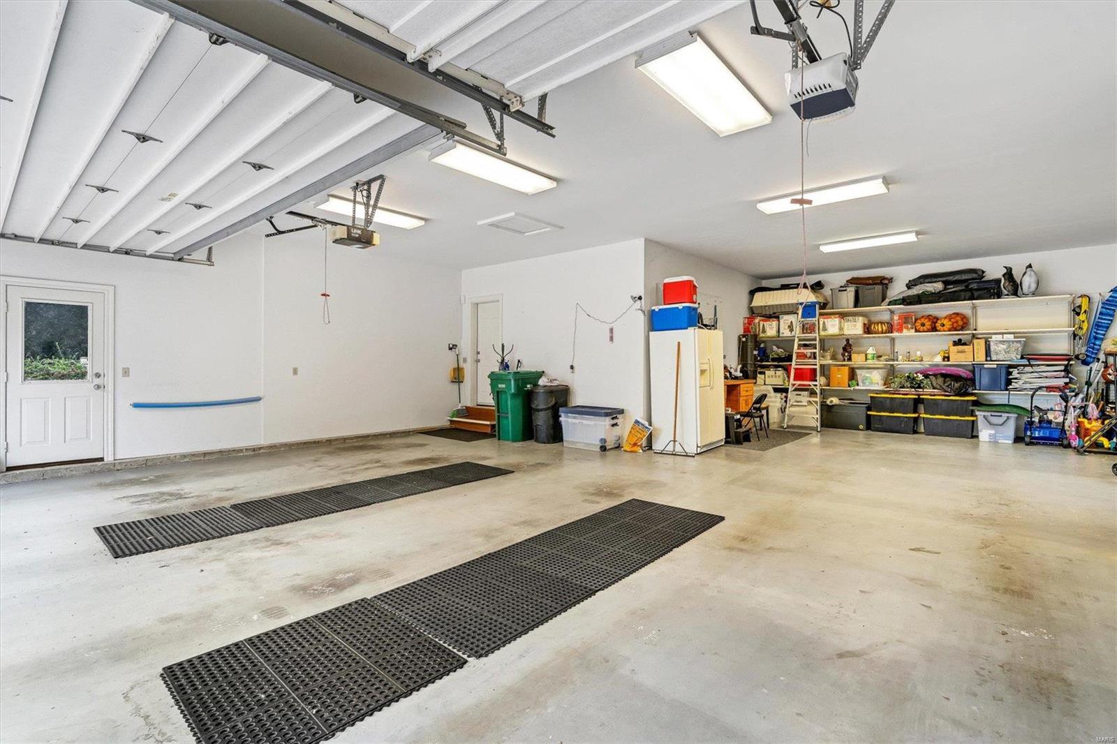 Town & Country Manor - Residential