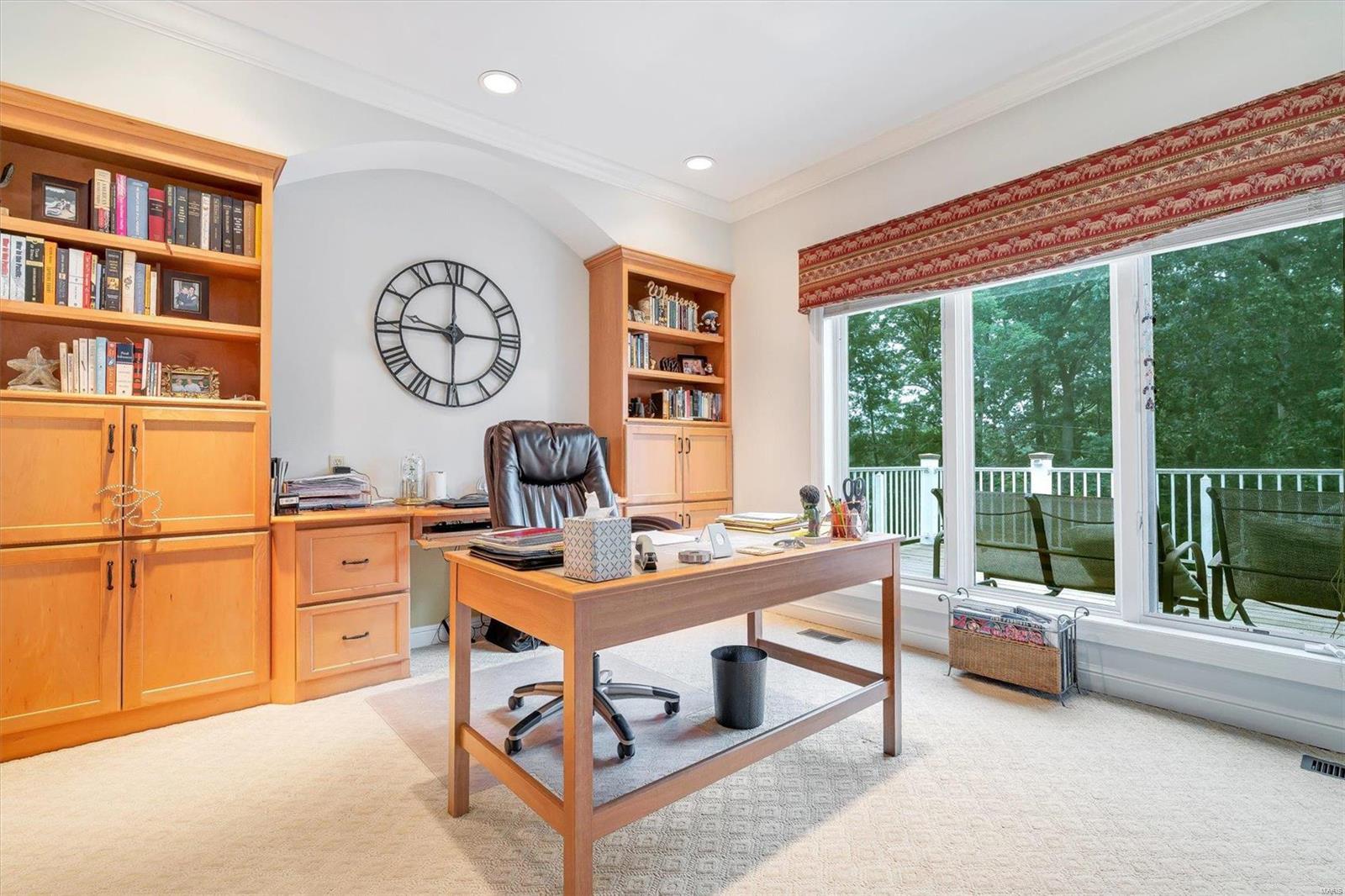 Town & Country Manor - Residential