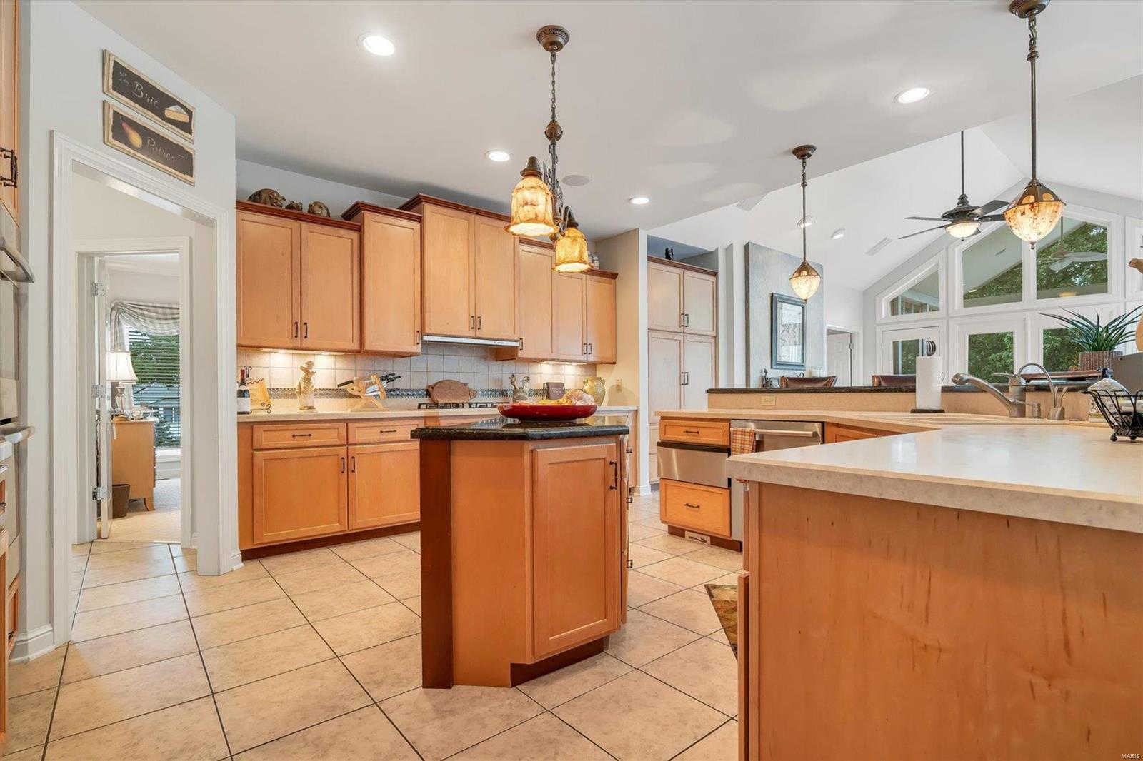 Town & Country Manor - Residential