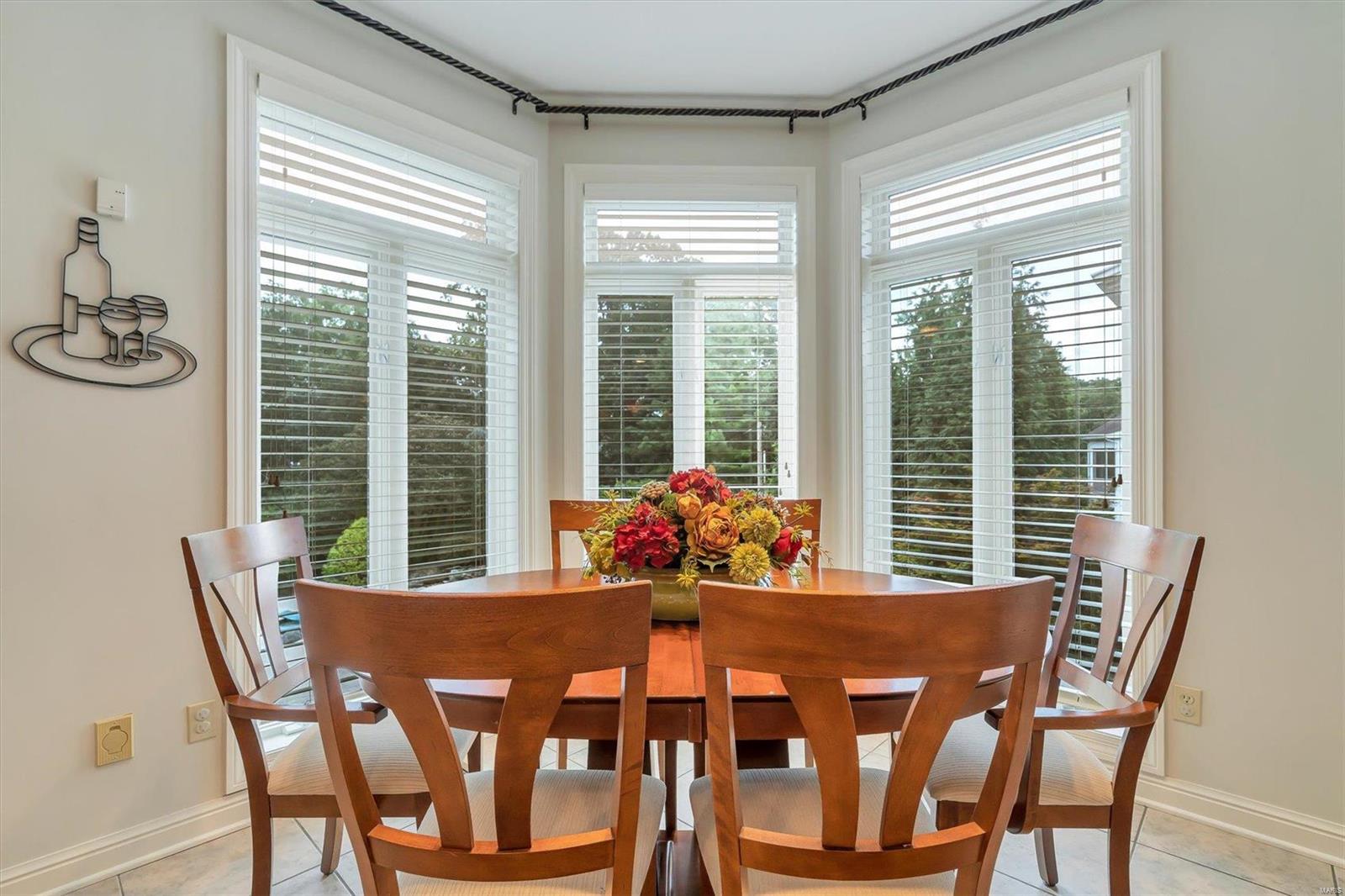 Town & Country Manor - Residential