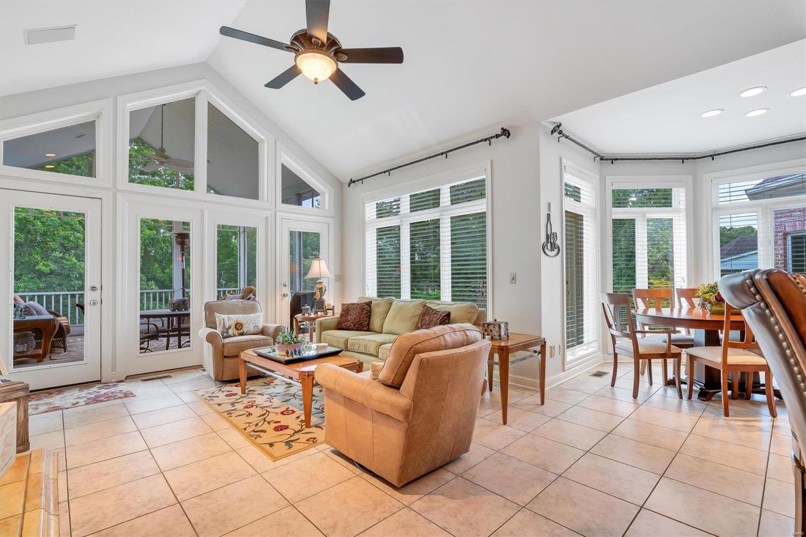 Town & Country Manor - Residential