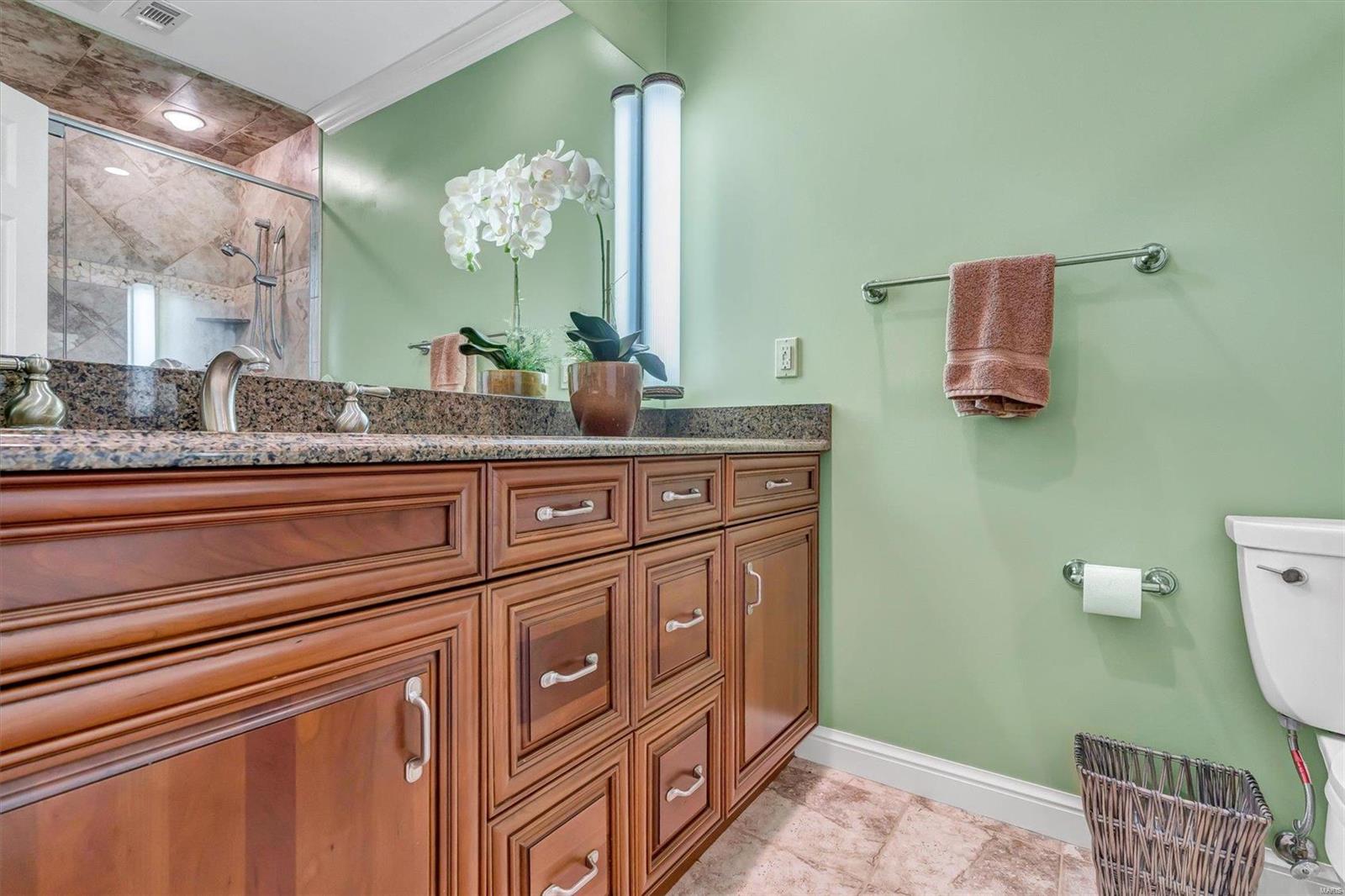 Town & Country Manor - Residential