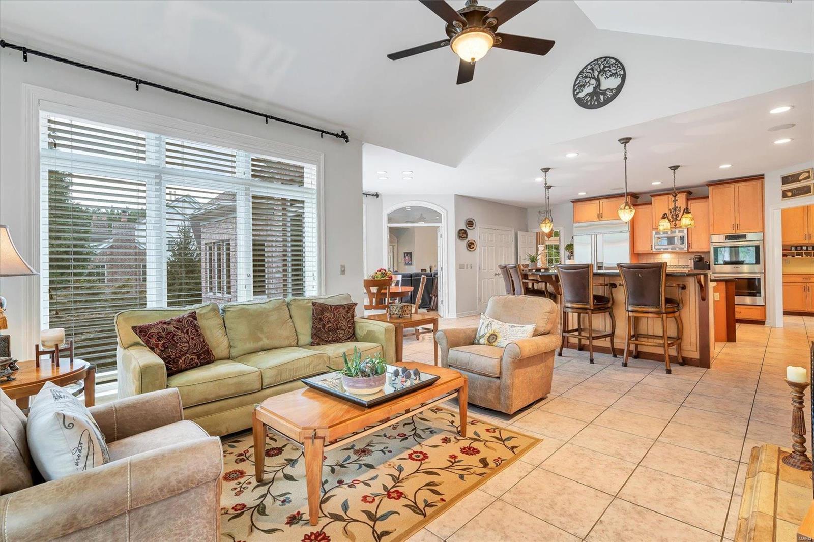 Town & Country Manor - Residential