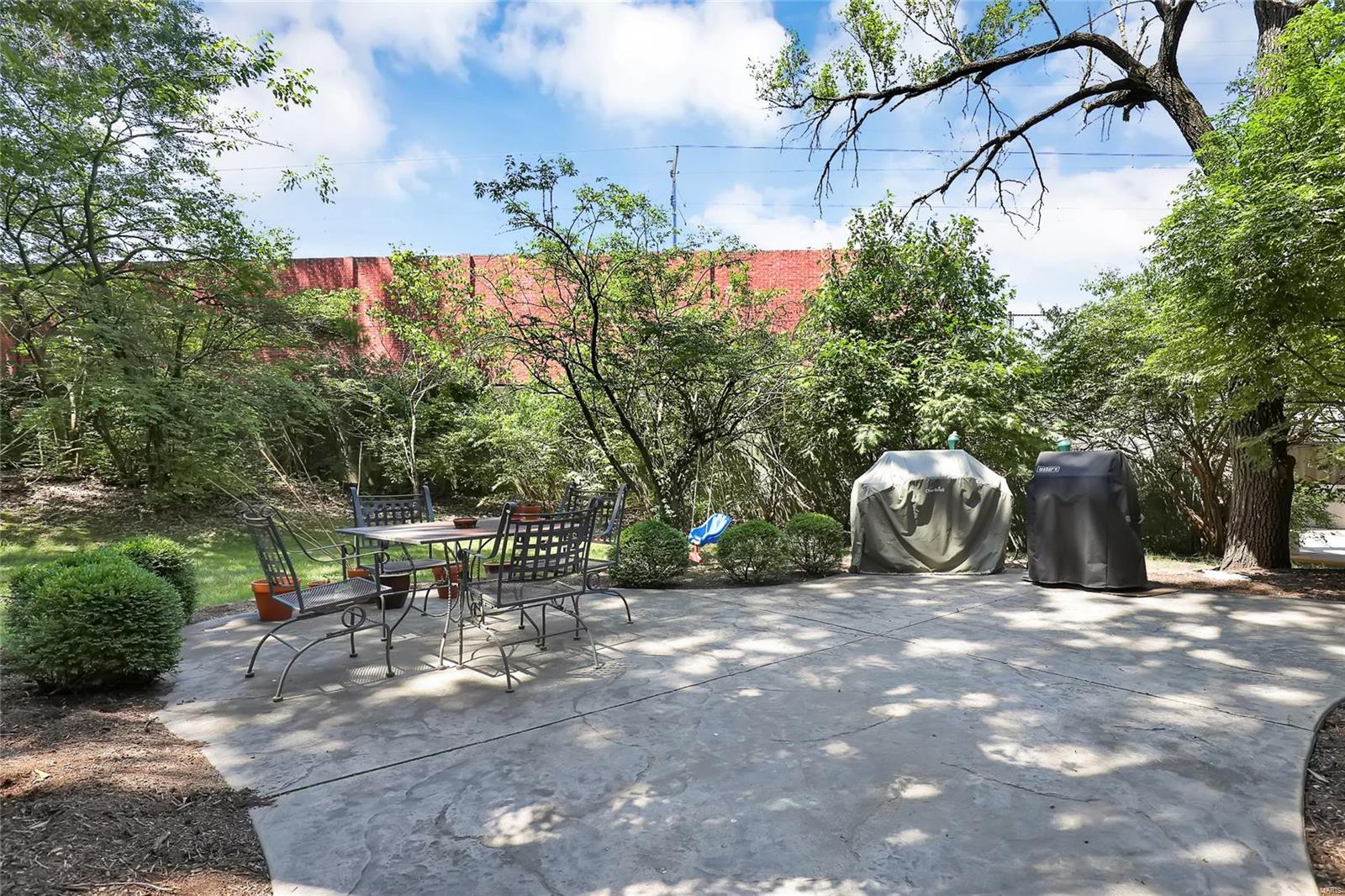 Watkins Manor Condo - Residential