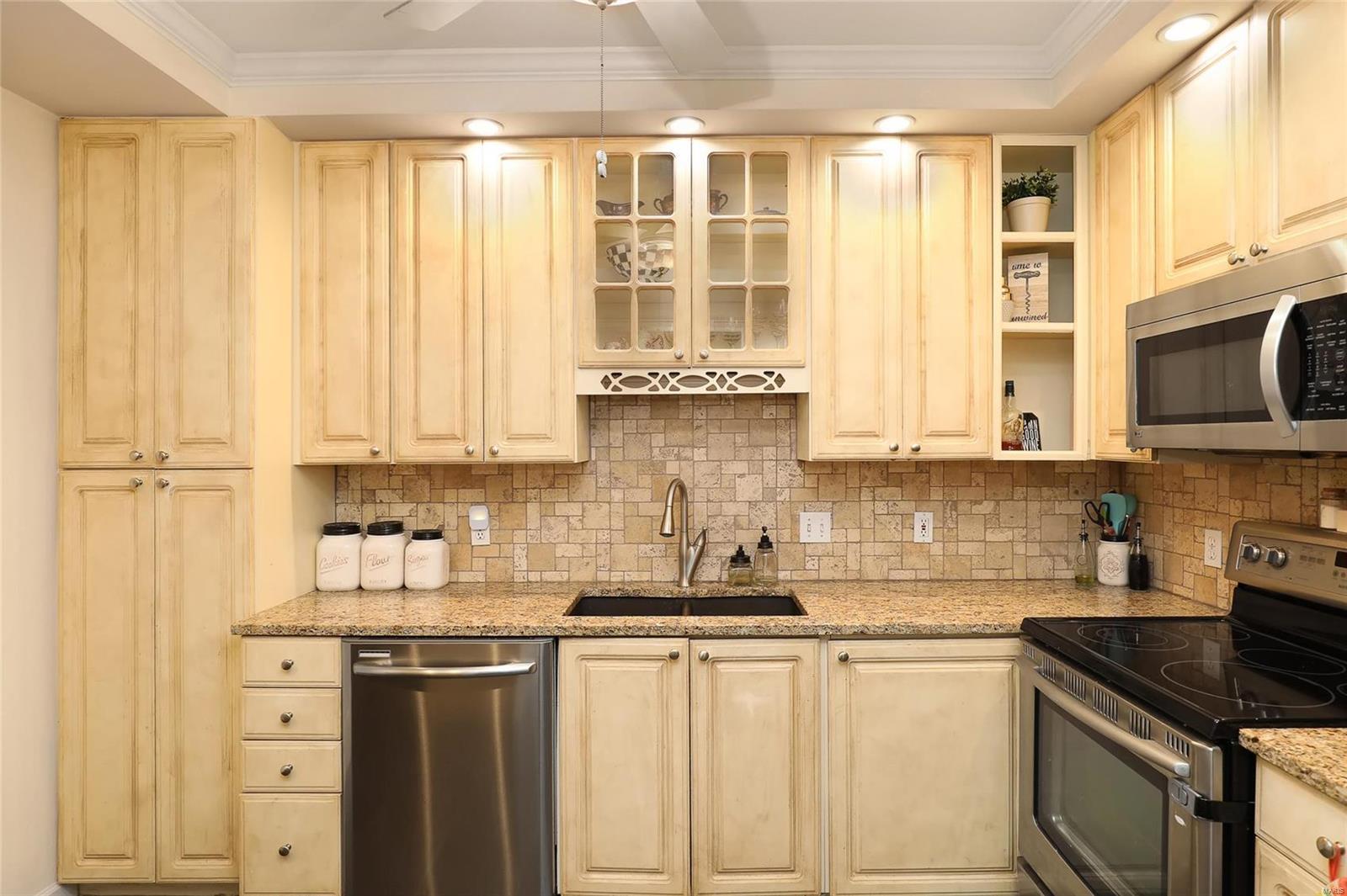 Watkins Manor Condo - Residential