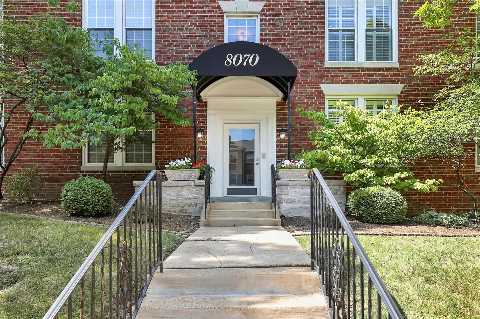 Watkins Manor Condo - Residential