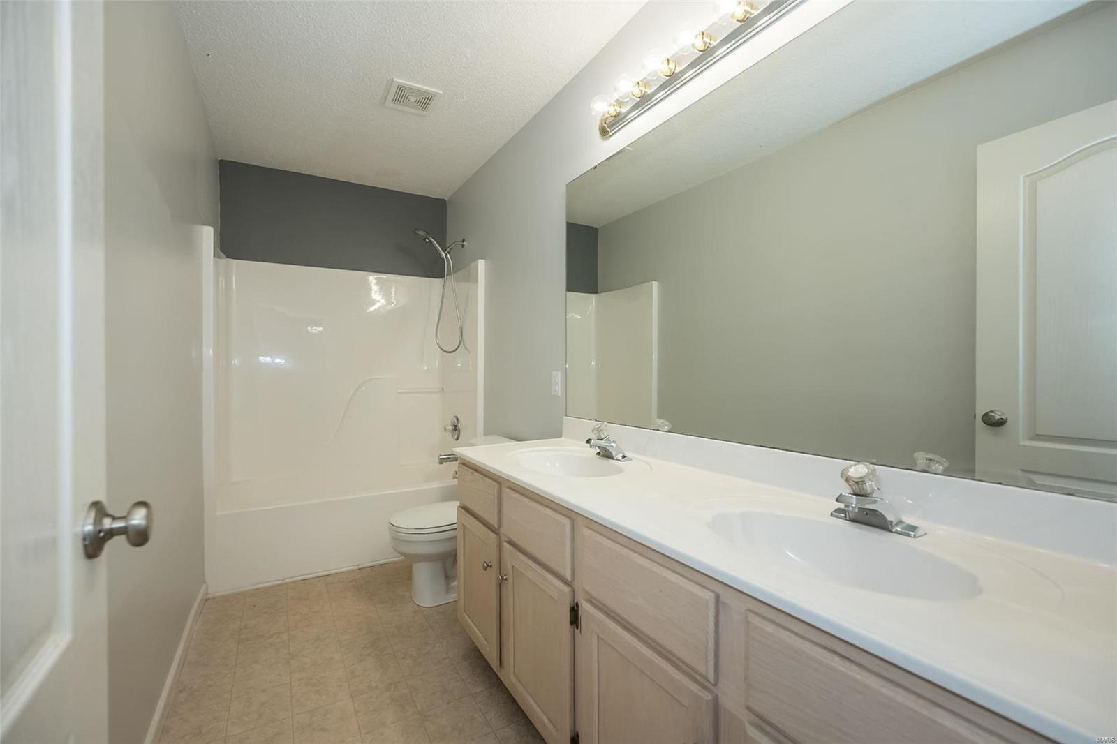 Vlgs At Dardenne Prairie Villas #1 - Residential