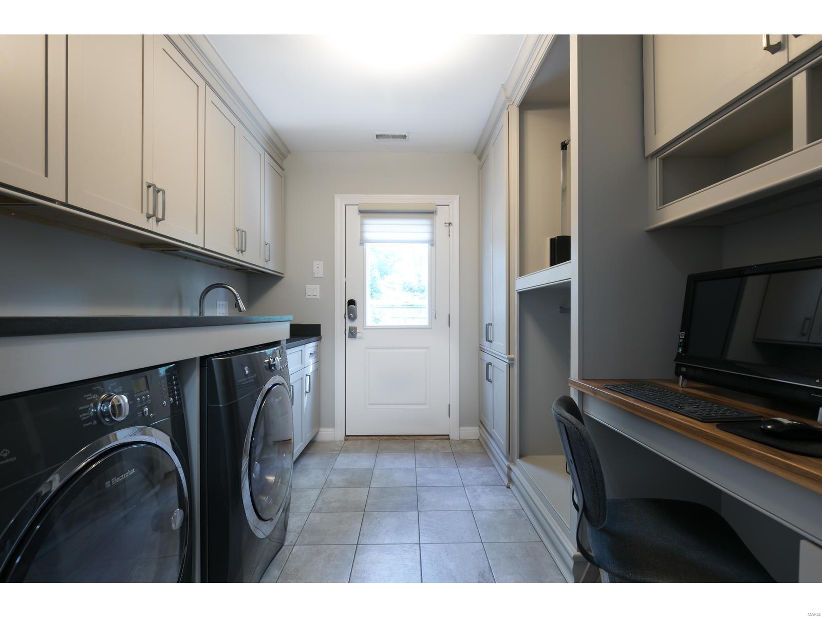 Hickory Hill - Residential