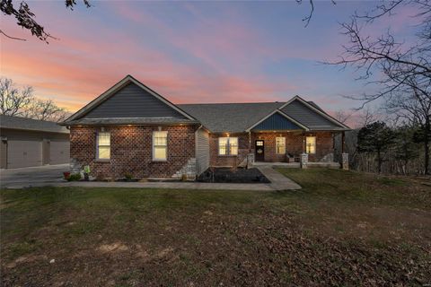 1506 Ivy Hill Circle Hillsboro MO 63050