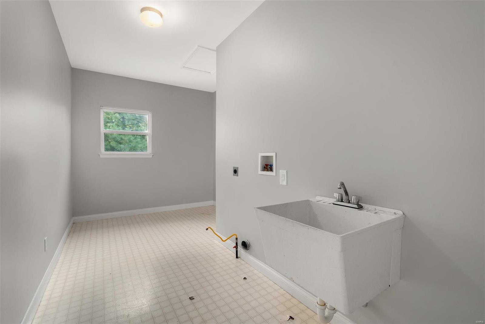 Vlgs At Bainbridge Cheshire Village #1 - Residential