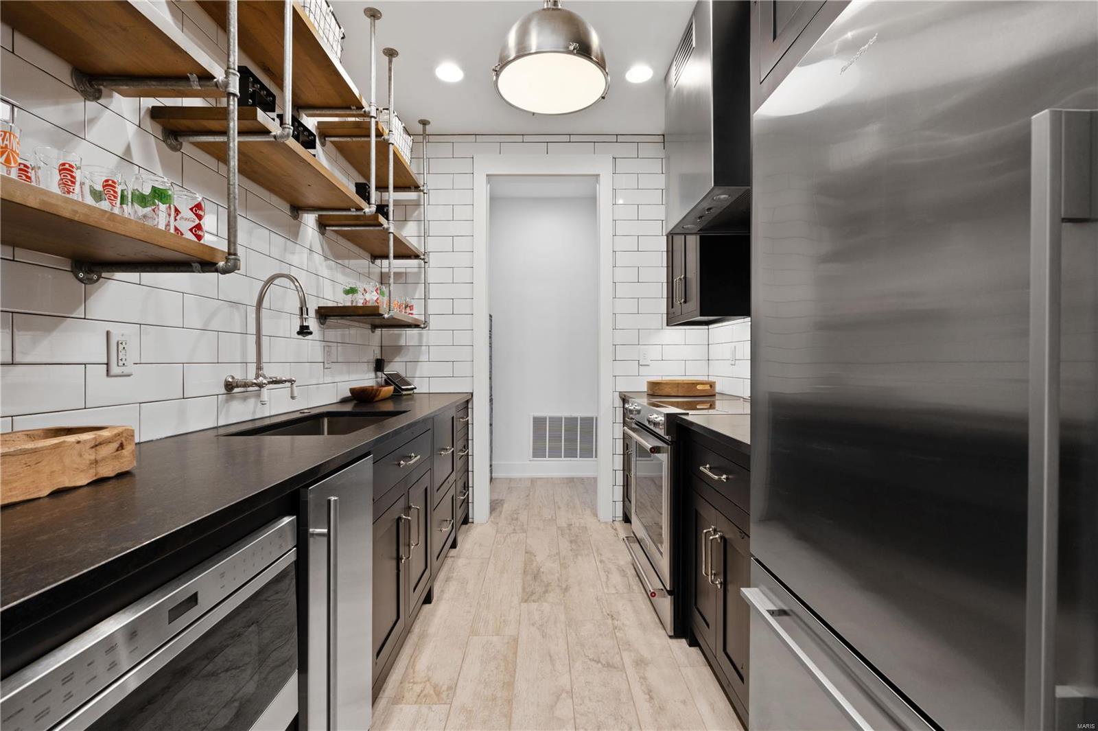 Kays Point #1 - Residential