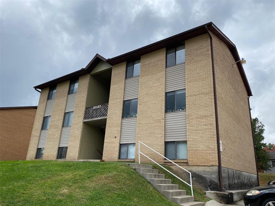 Extremely well maintained 6 unit apartment buildings (x2 per listing) in Alma Schrader school district. Each building has 5x 2 Bedroom, 1 Bath units, and 1x 1 Bedroom, 1 Bath units. Owner pays trash and common area utilities. Property is a low-maintenance, turn-key investment opportunity.