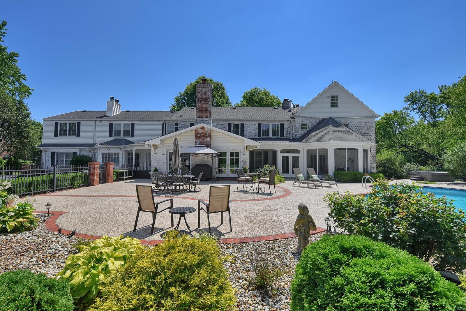 Country Life Acres - Residential