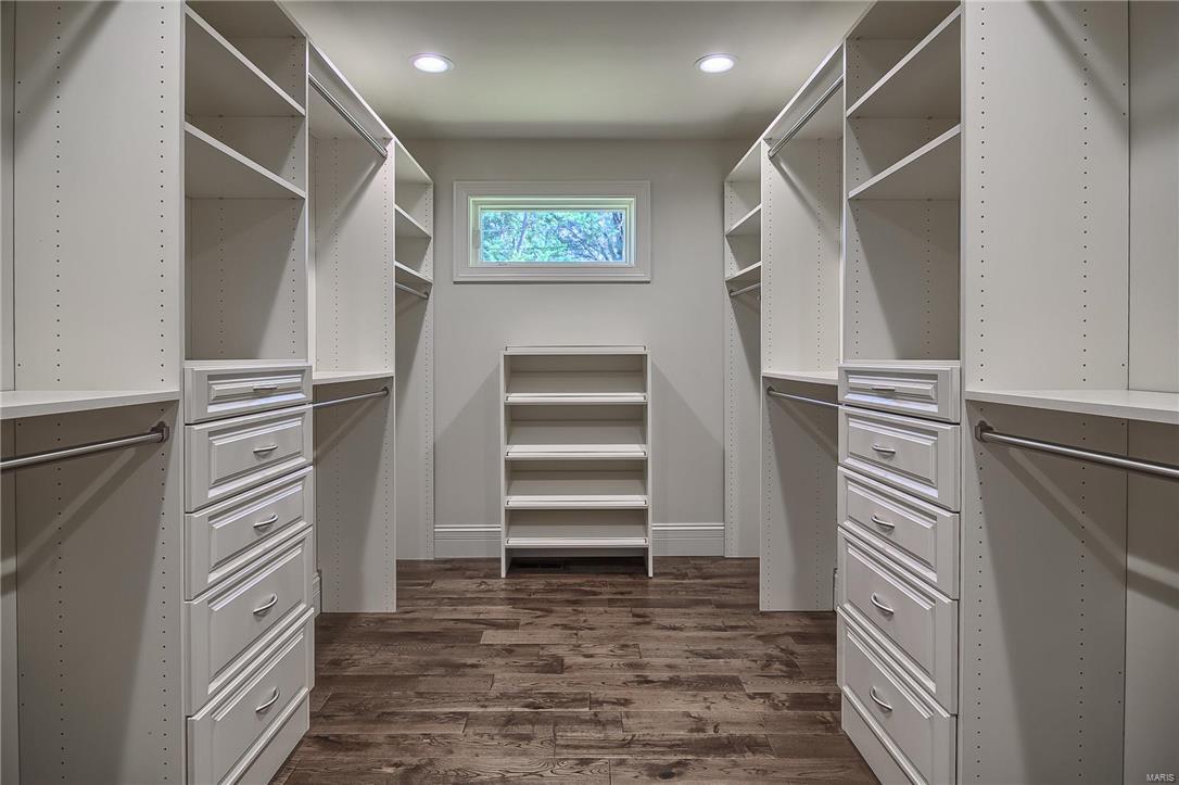 Country Aire - Residential