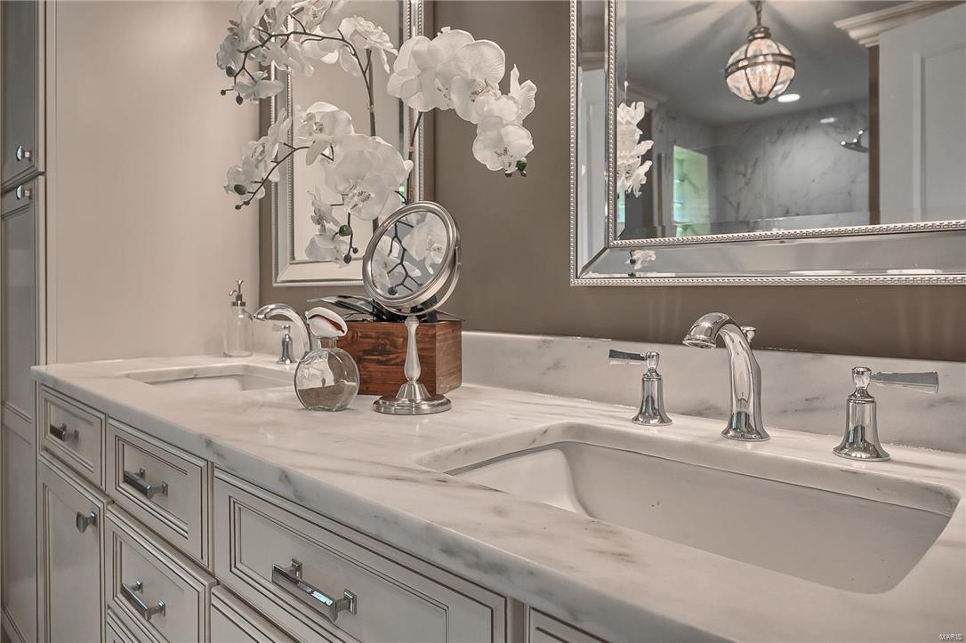 Country Aire - Residential