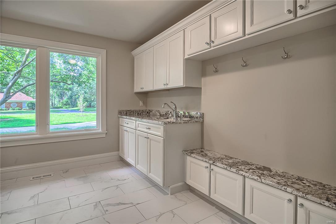 Country Aire - Residential