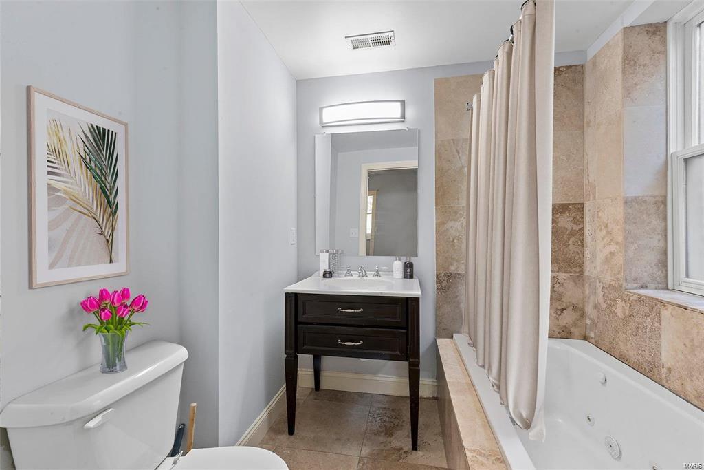 Delmar Garden - Residential Income