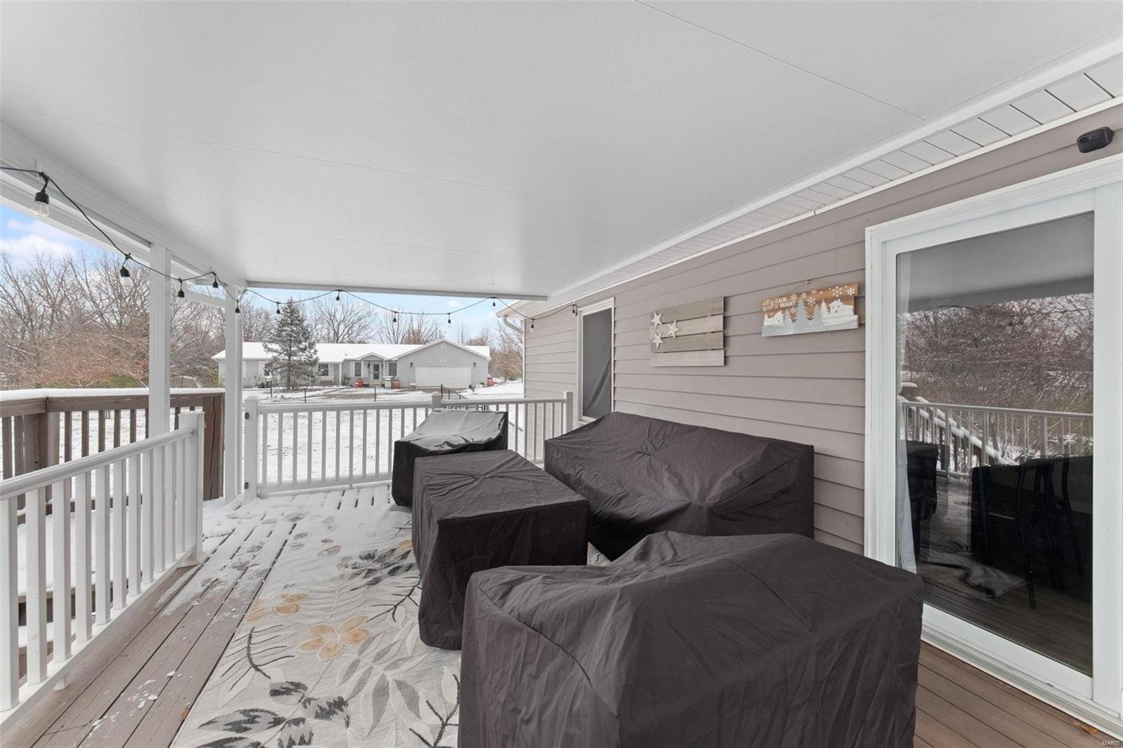 Wright City, Missouri 63390, United States, 3 Bedrooms Bedrooms, ,2 BathroomsBathrooms,Residential,Pending,29868