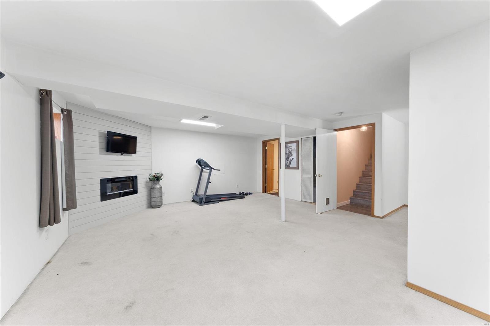 Wright City, Missouri 63390, United States, 3 Bedrooms Bedrooms, ,2 BathroomsBathrooms,Residential,Pending,29868