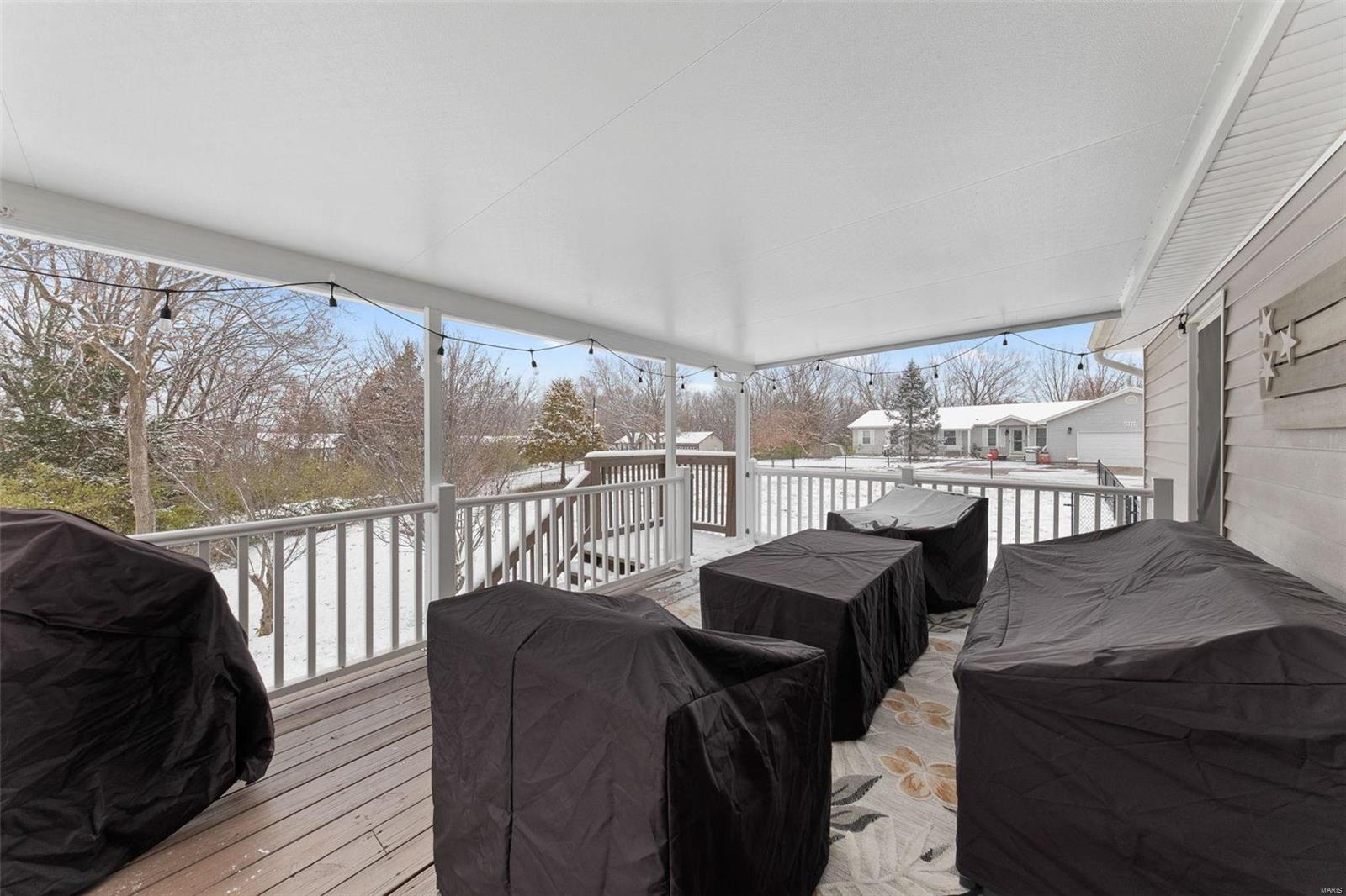 Wright City, Missouri 63390, United States, 3 Bedrooms Bedrooms, ,2 BathroomsBathrooms,Residential,Pending,29868