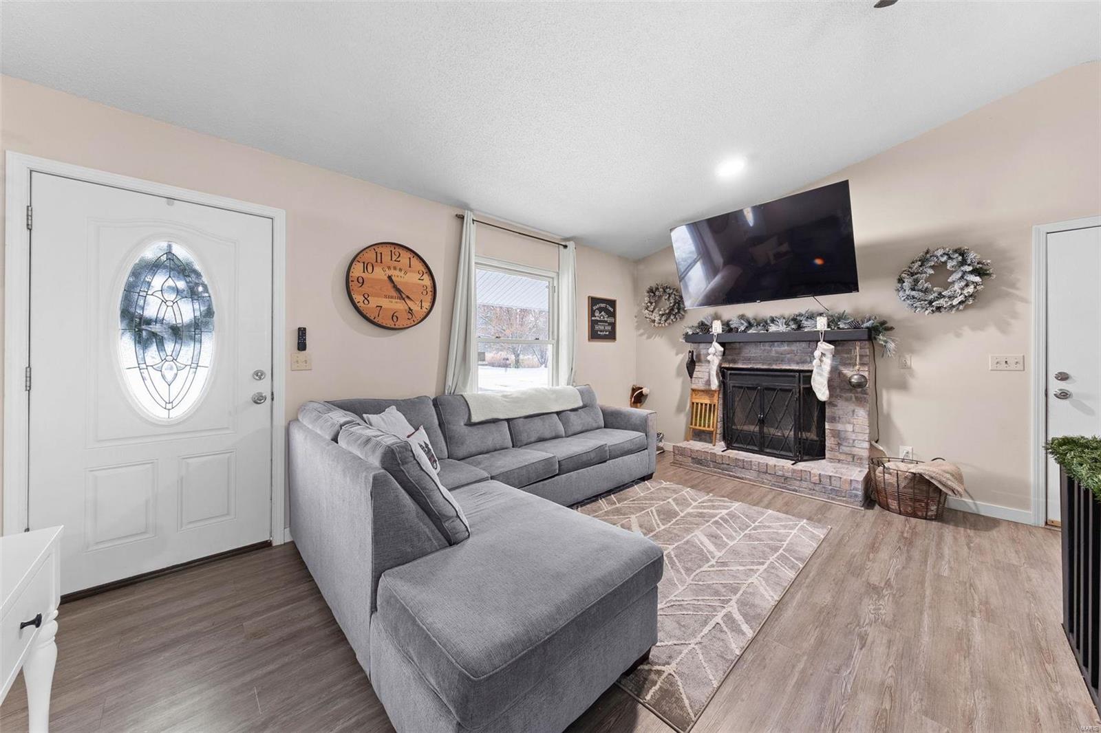 Wright City, Missouri 63390, United States, 3 Bedrooms Bedrooms, ,2 BathroomsBathrooms,Residential,Pending,29868