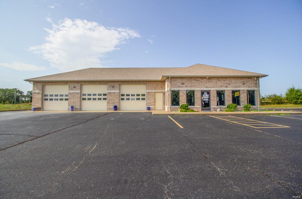 401 E HIGHWAY 32 Highway