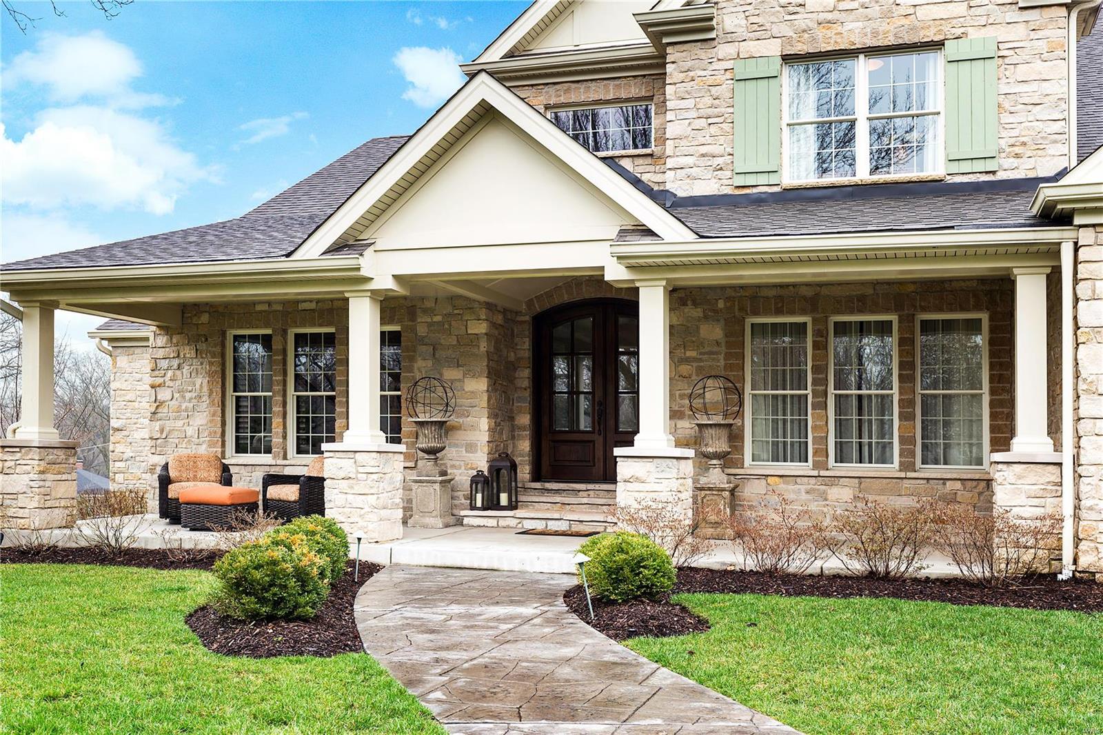 Ladue Manor - Residential