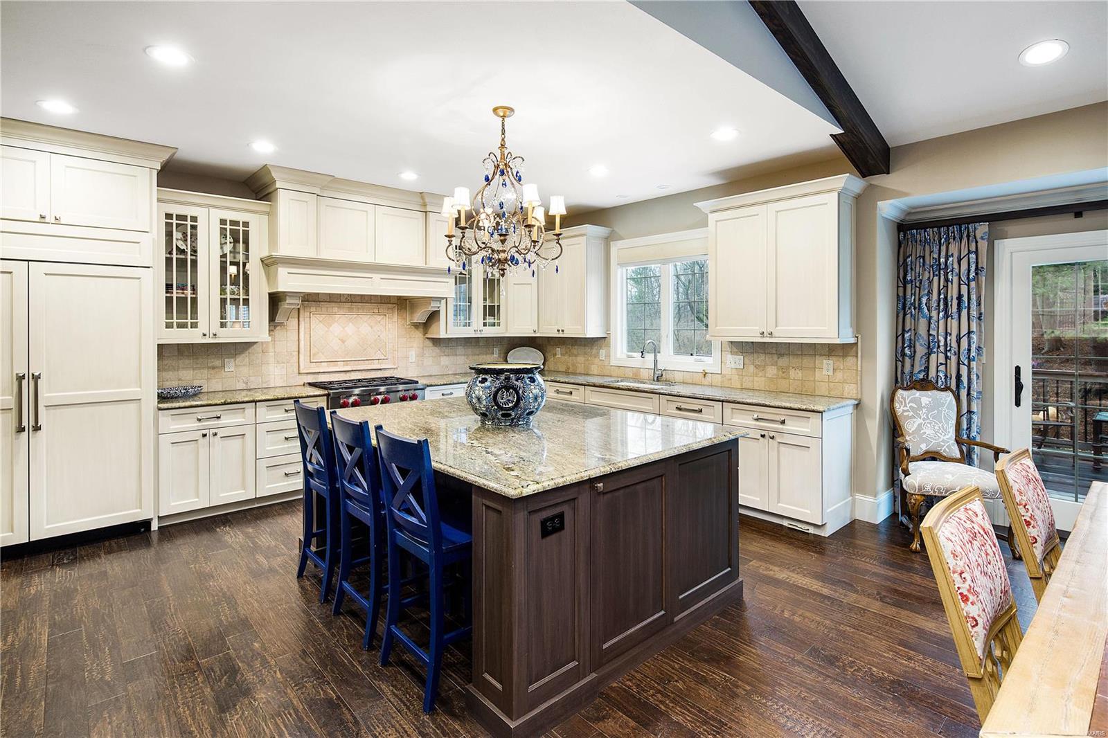 Ladue Manor - Residential