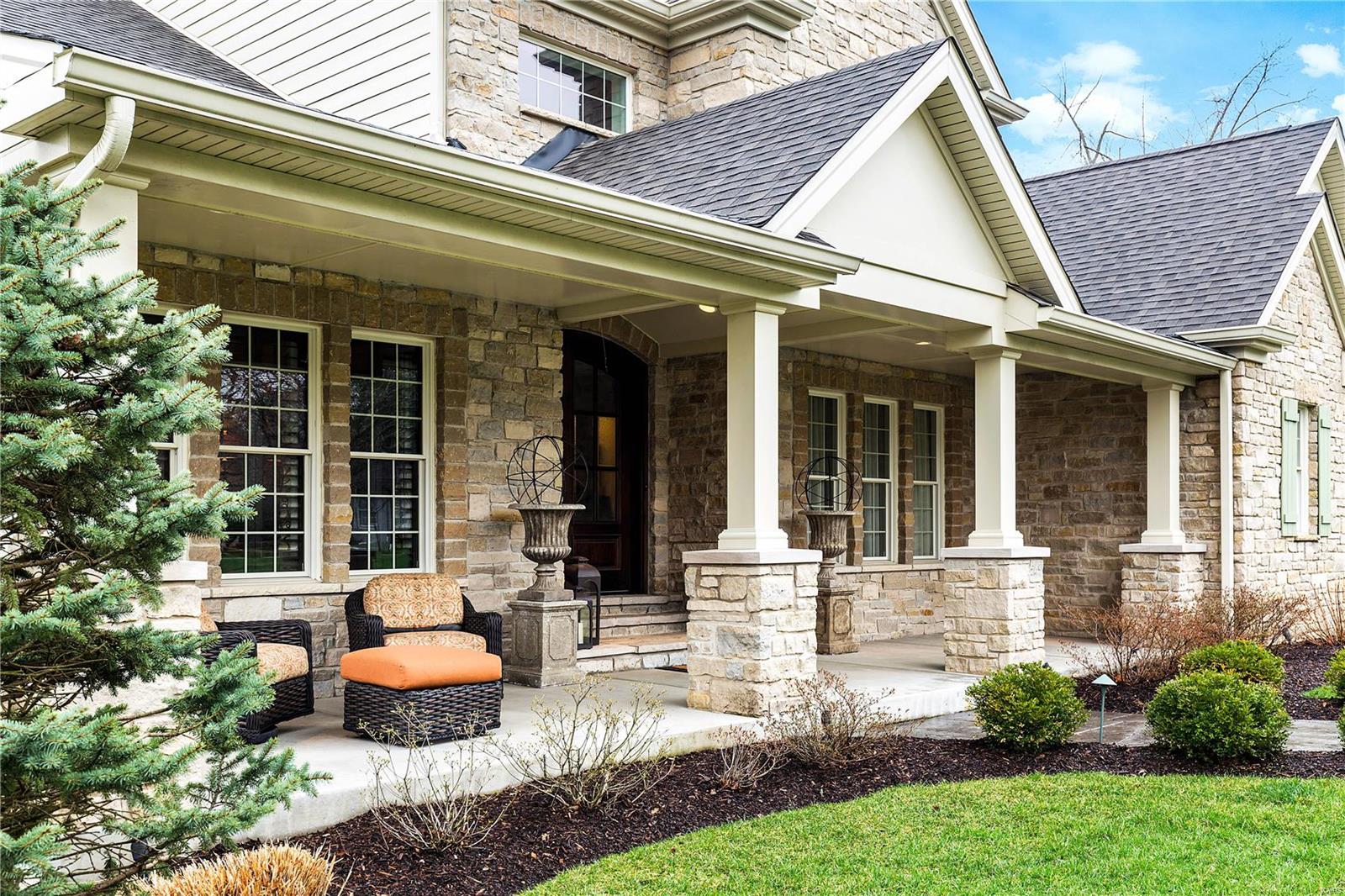 Ladue Manor - Residential