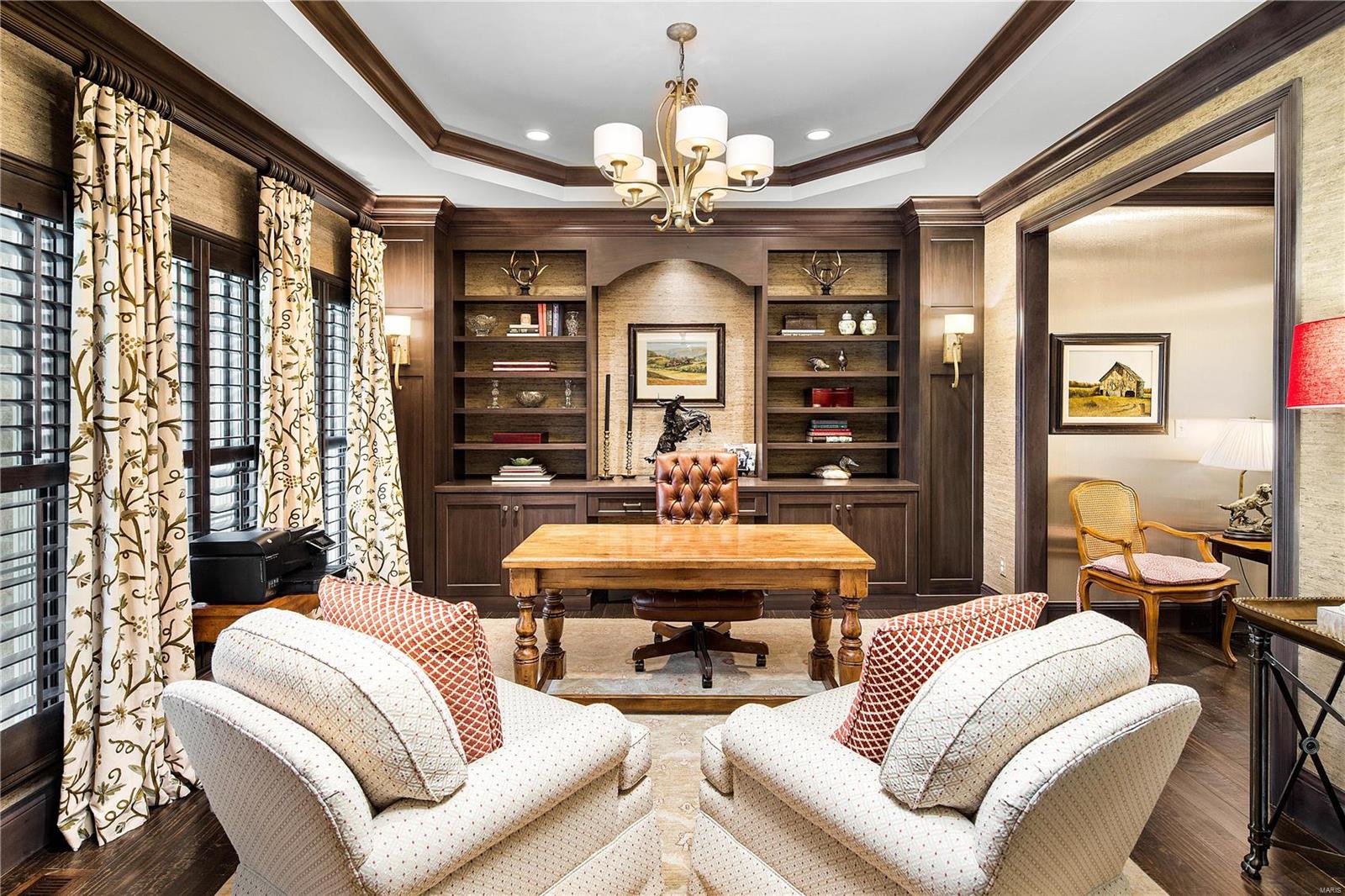 Ladue Manor - Residential