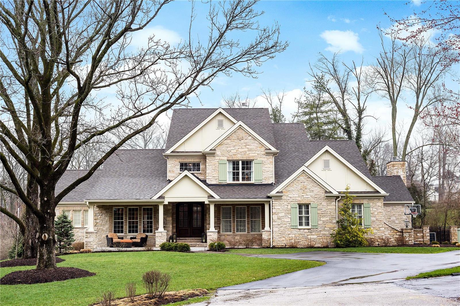 Ladue Manor - Residential