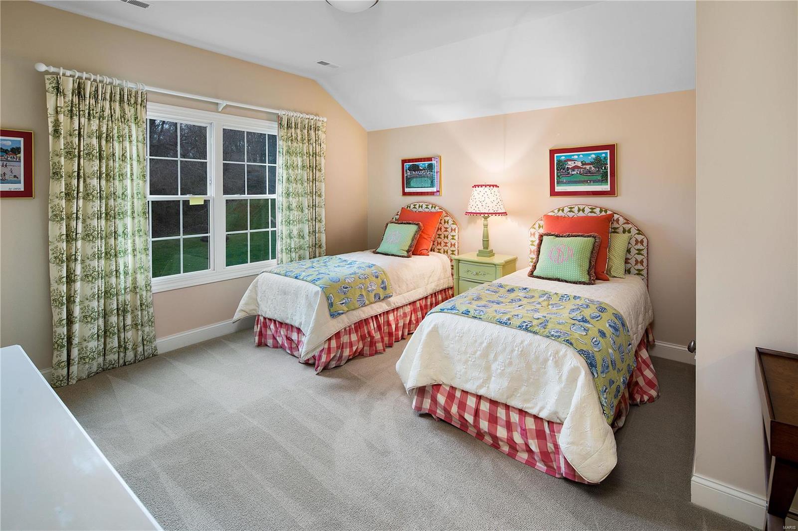 Ladue Manor - Residential