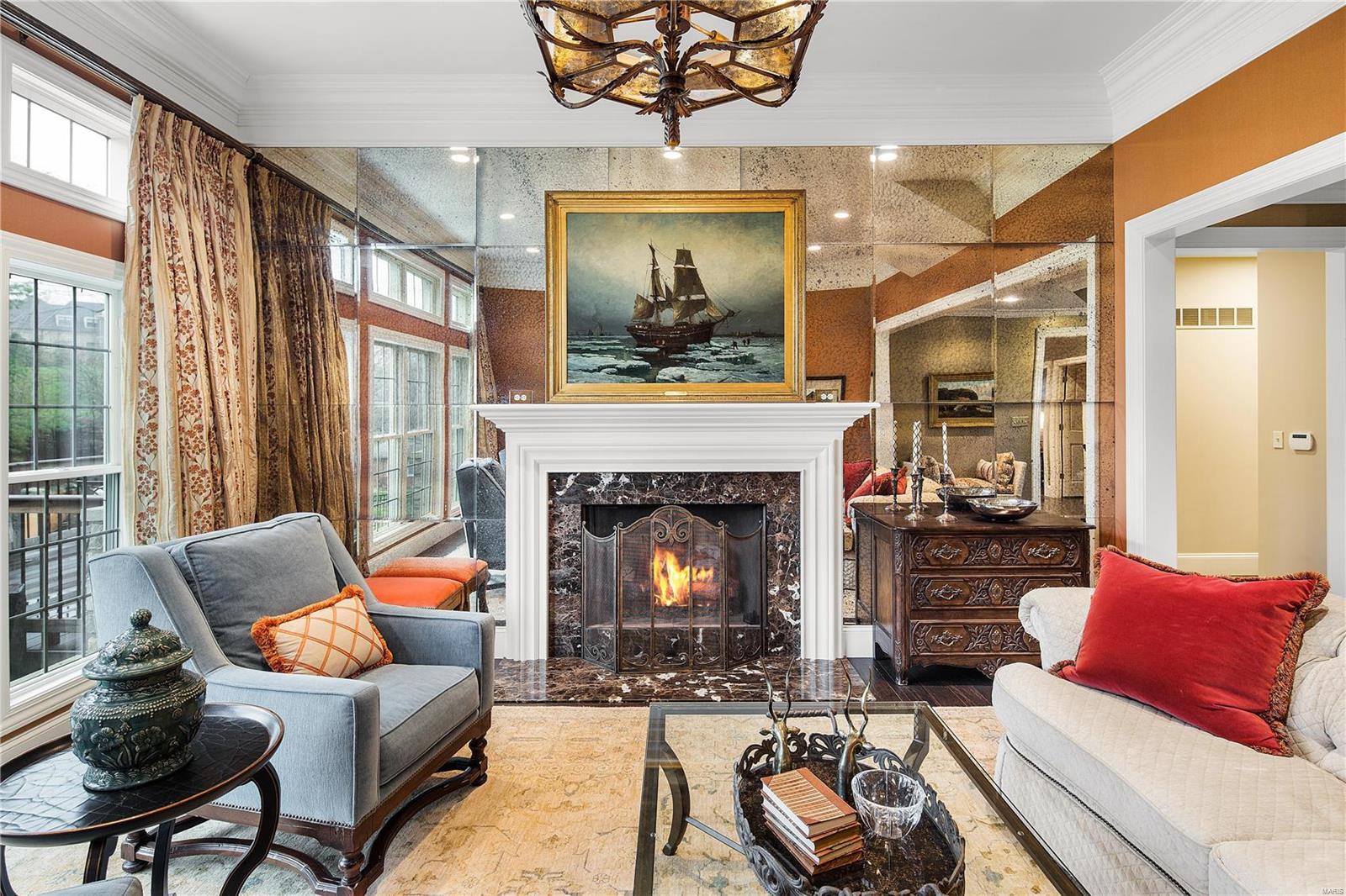 Ladue Manor - Residential